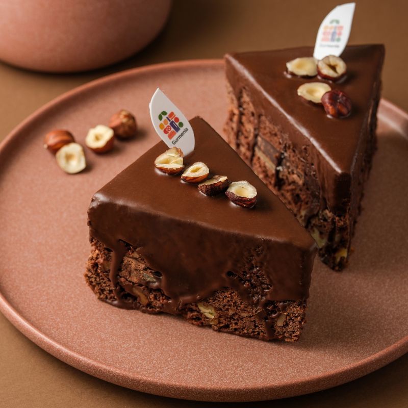 Brownie hazelnut cake 1 piece