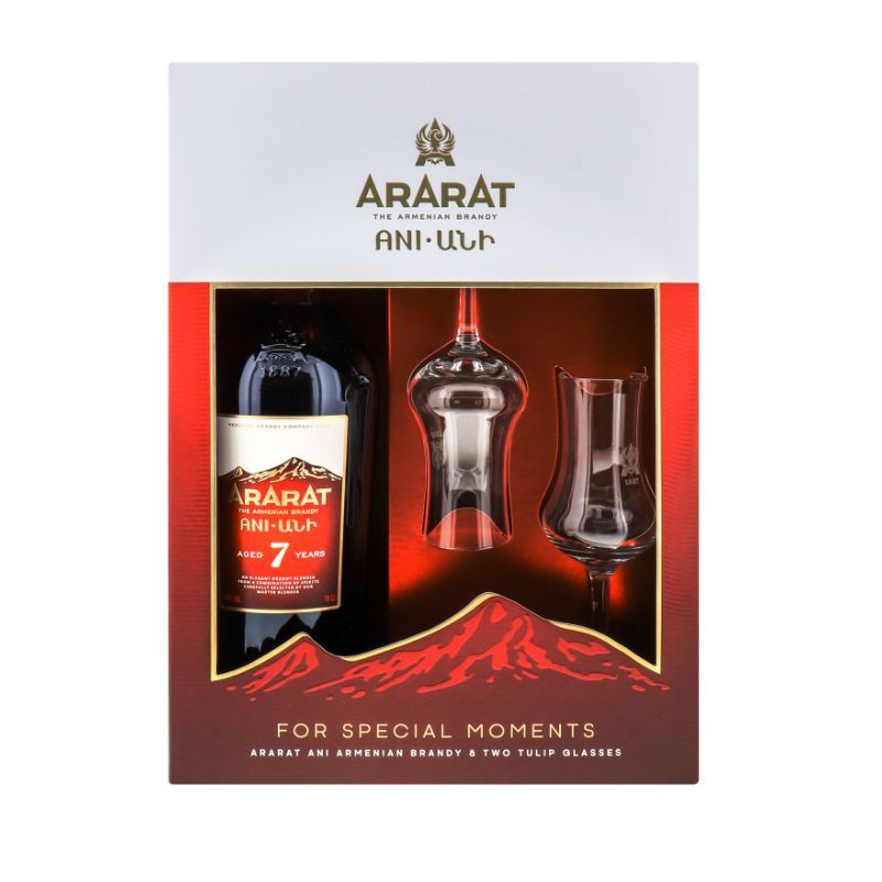 Cognac Ararat Ani with a glass 7 years 0.7l