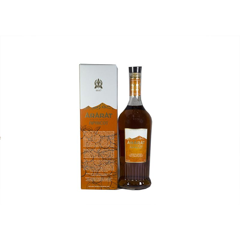 Cognac Ararat with apricot flavor 0.7l